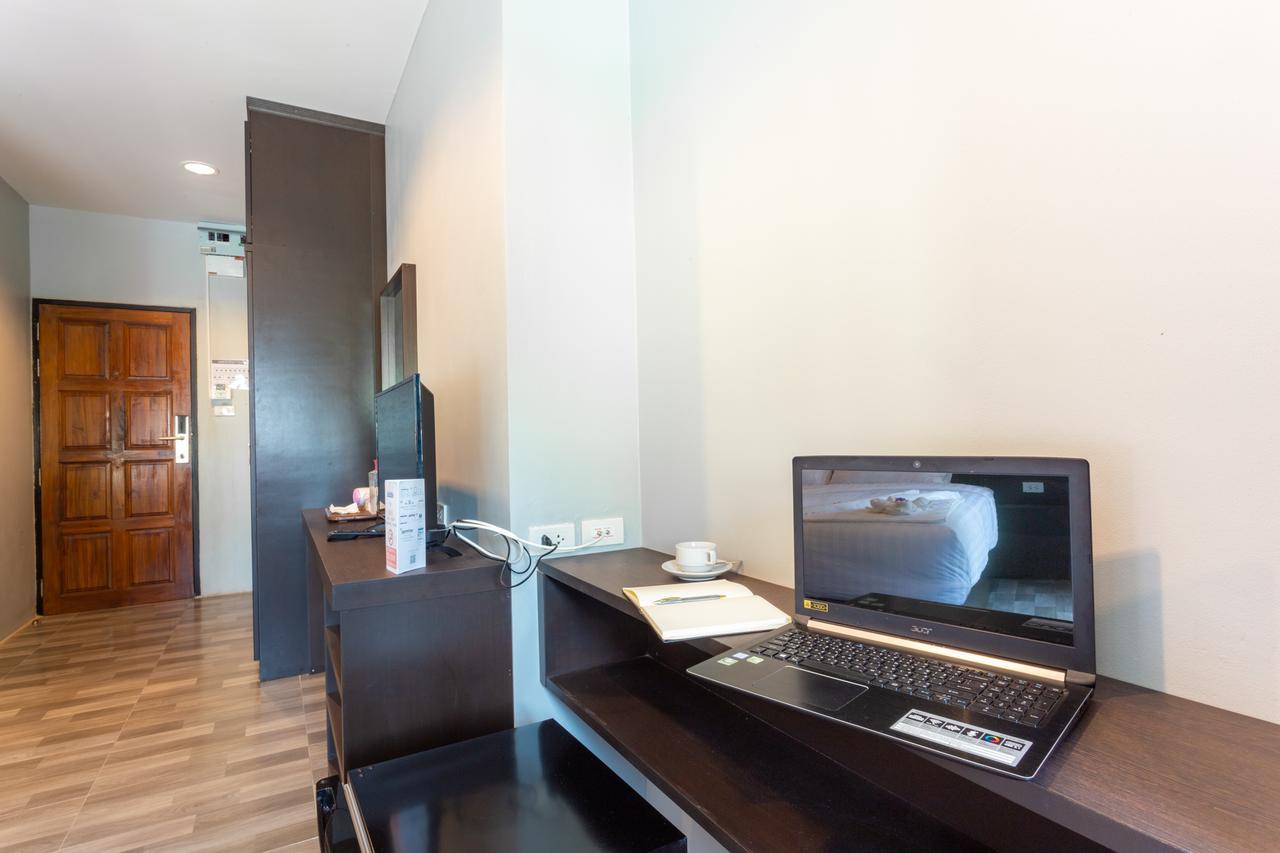 Grand Inter Hotel Samut Sakhon Екстер'єр фото